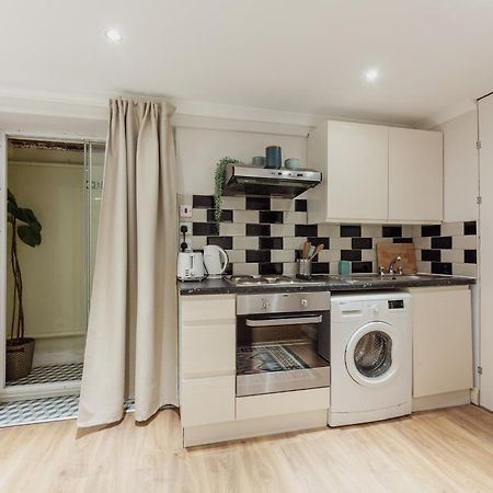 Kensington Nest Serviced Studio Лондон Экстерьер фото