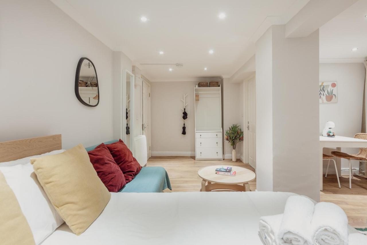 Kensington Nest Serviced Studio Лондон Экстерьер фото