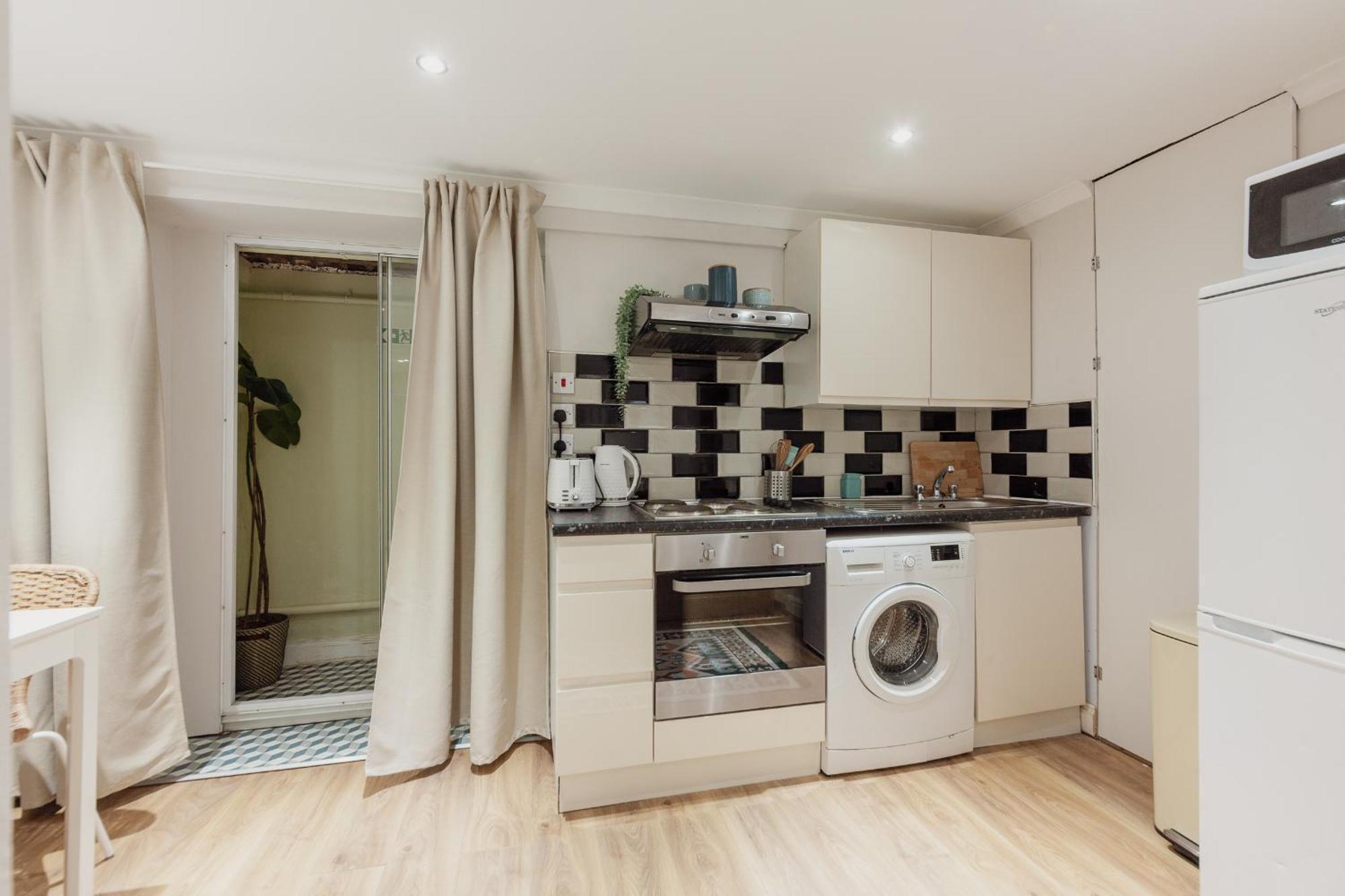 Kensington Nest Serviced Studio Лондон Экстерьер фото
